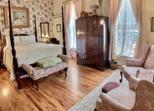 original 1000816618598602048 1758645187