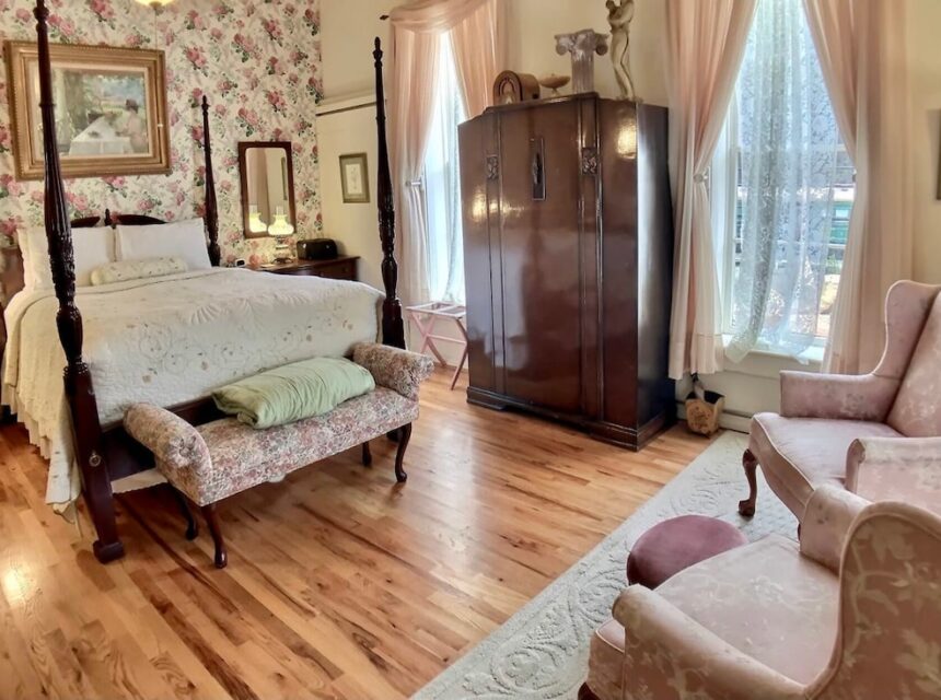 original 1000816618598602048 1758645187