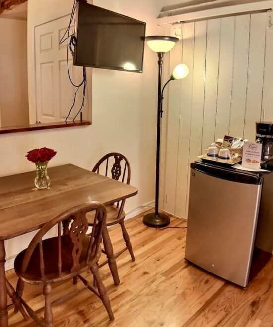 original 1000817068195640925 1758646180