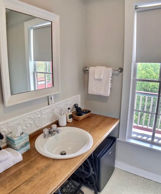 original 1016796149759659680 1773114530